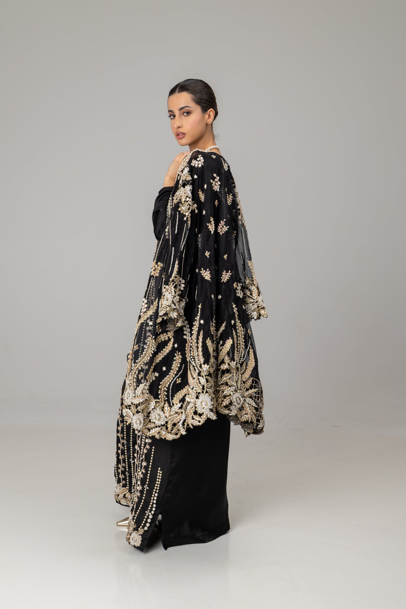 Enid Maxi Abaya Suit