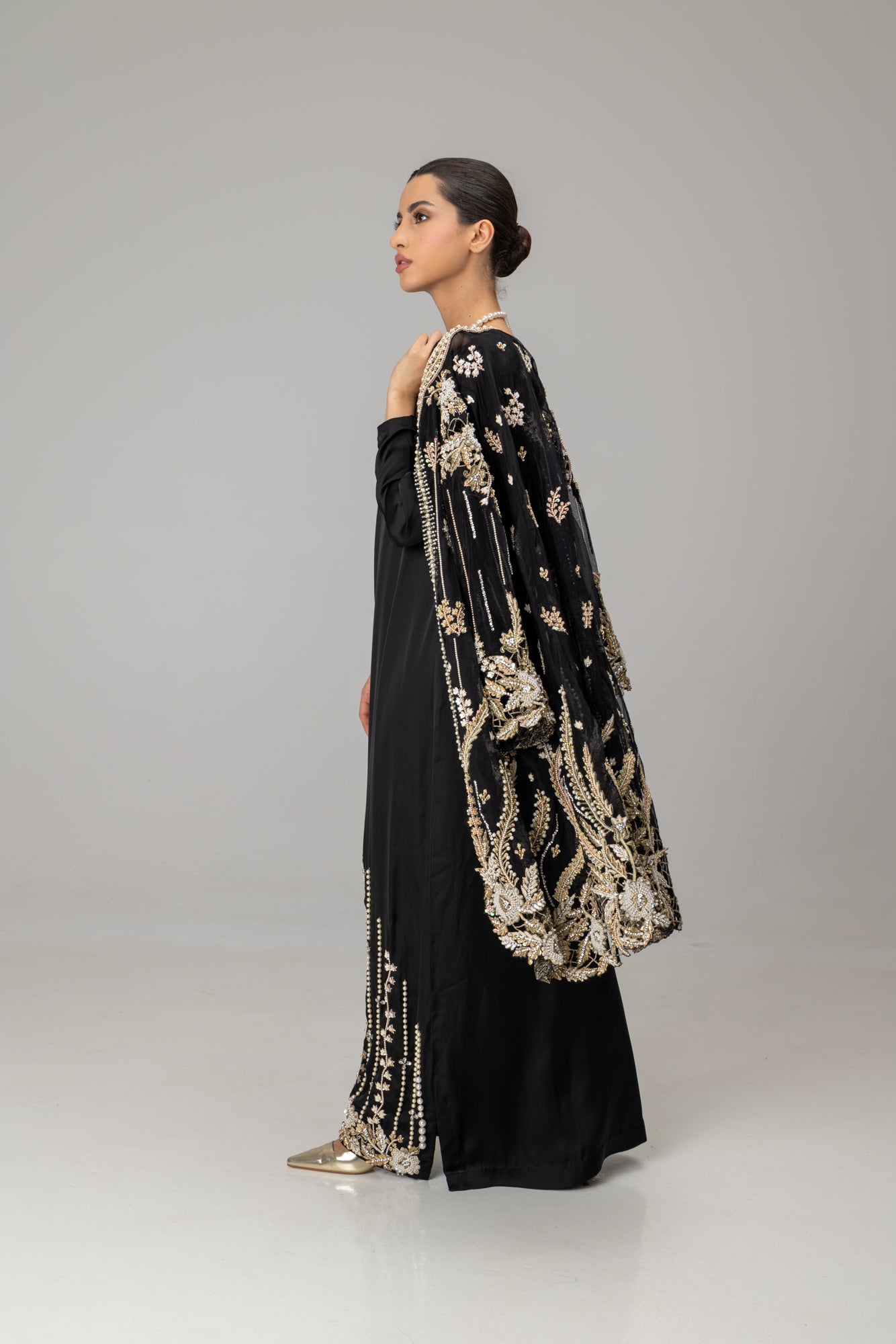 Enid Maxi Abaya Suit