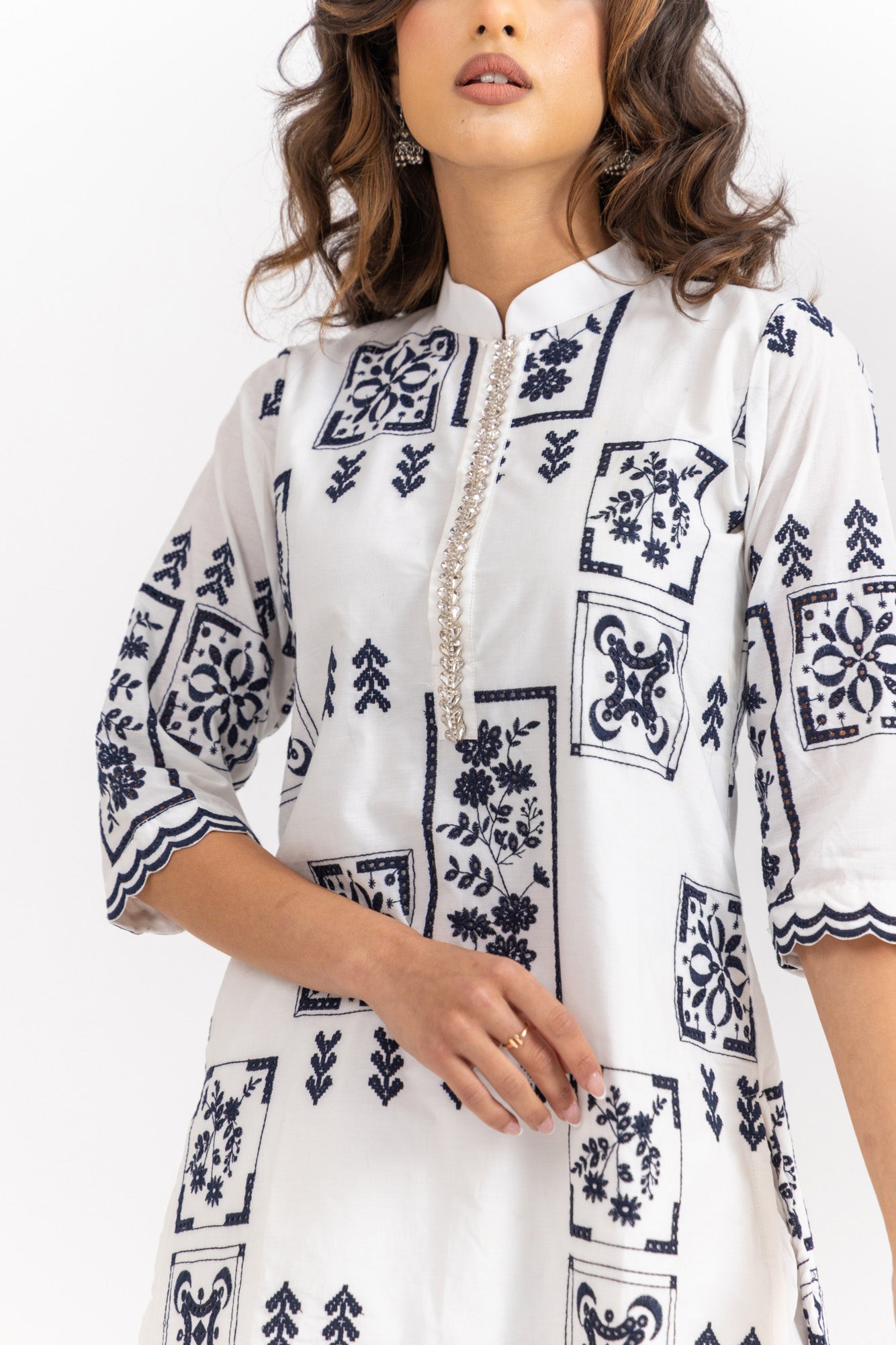 Hamida Kurta Suit
