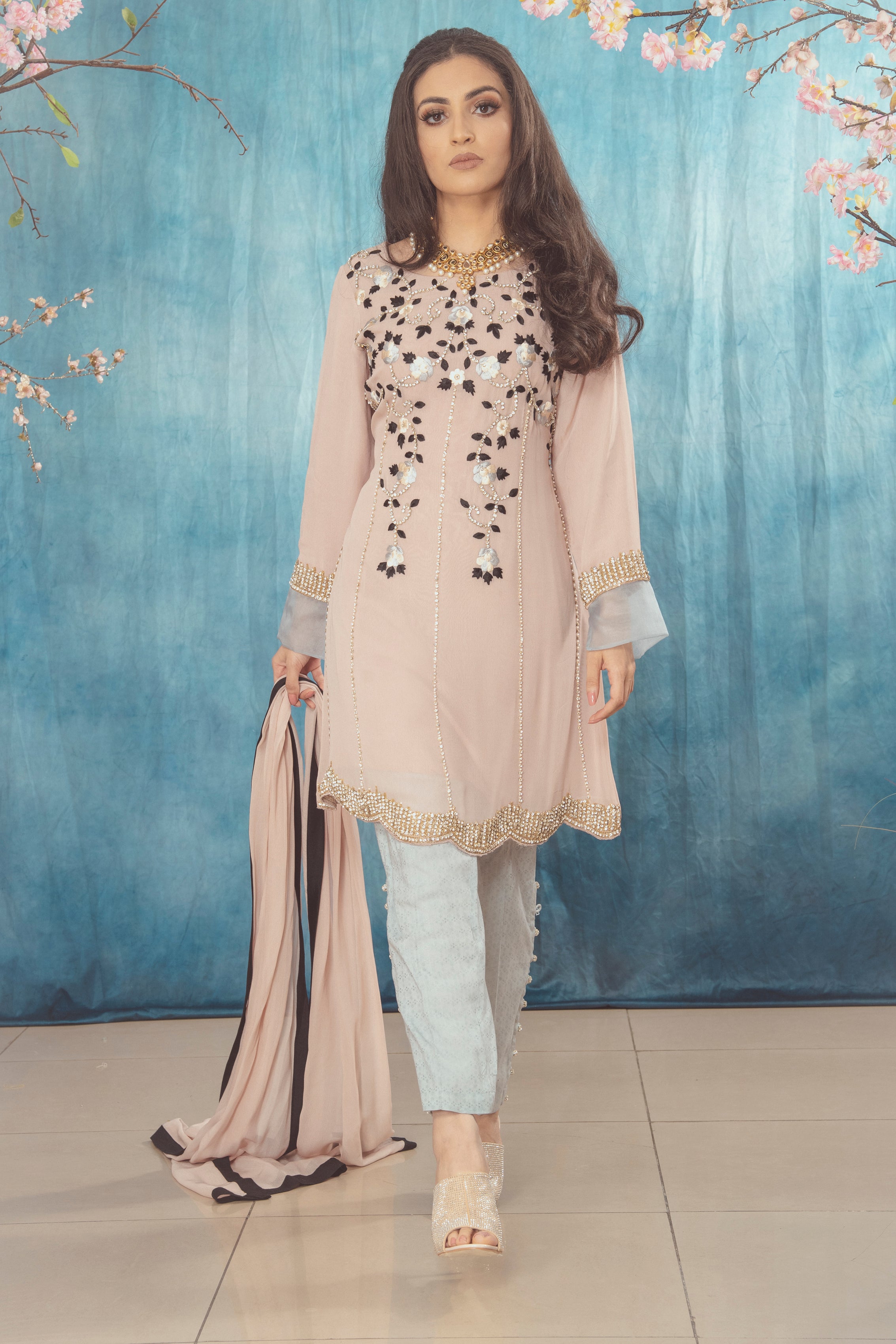 Ghulab Black Leaf Suit