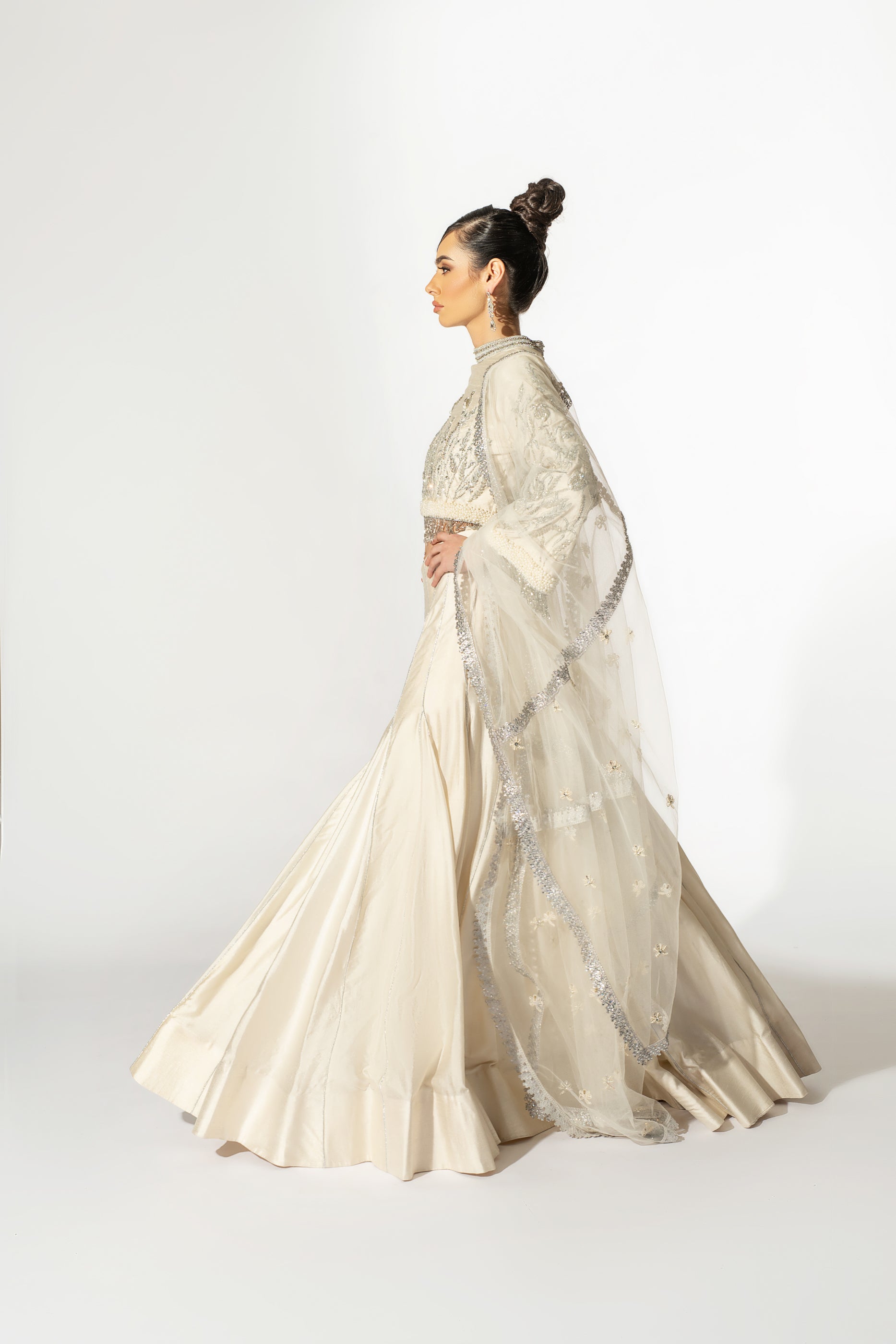 Humna Lehenga