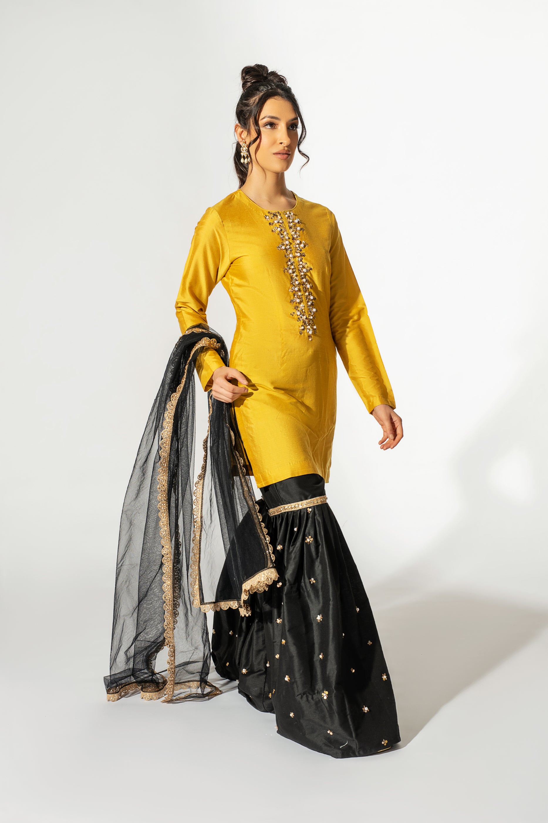 Sasha Dazzle Gharara