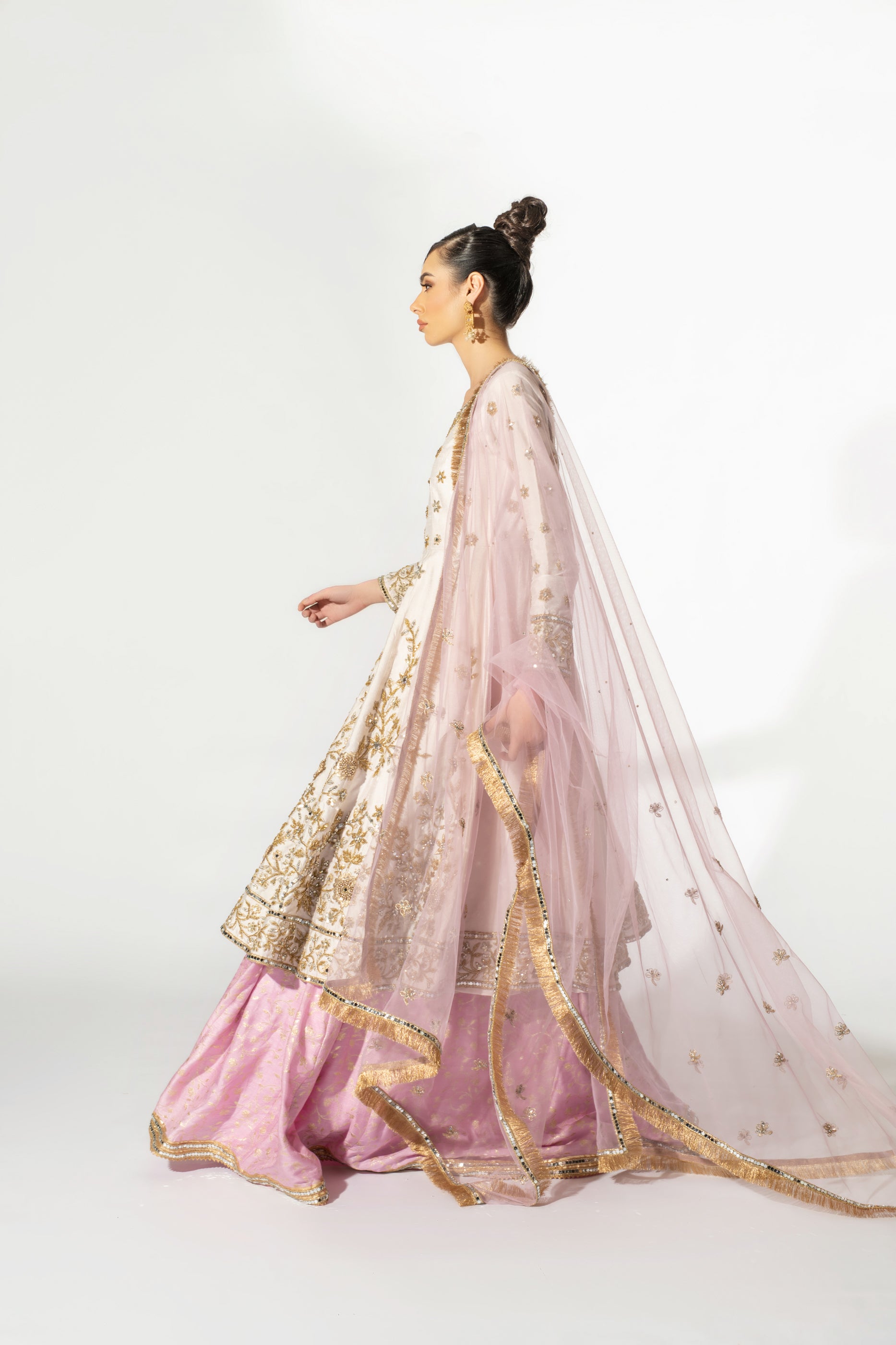 Mariam Lehenga